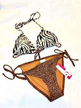 NWT - String Triangle Animal Print - 2 piece Bikini Set - Xhilaration -  S/XS